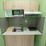 House Eugenia 아파트 사르티