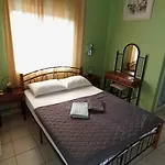 House Eugenia * 사르티