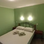 House Eugenia