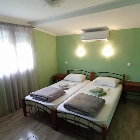 House Eugenia Apartment *