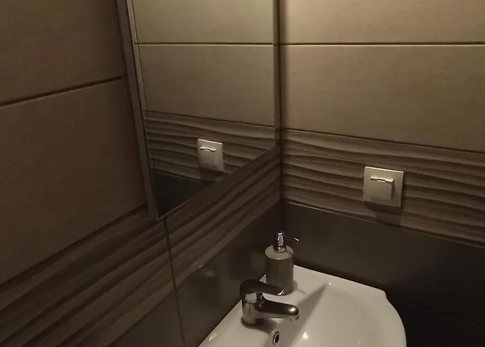 Apartman House Eugenia Szárti