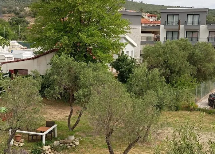 House Eugenia Szárti