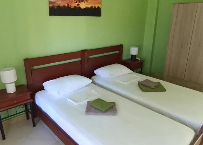 House Eugenia Apartman *