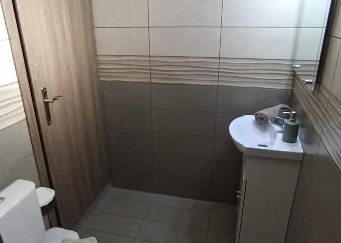 House Eugenia Apartman Szárti