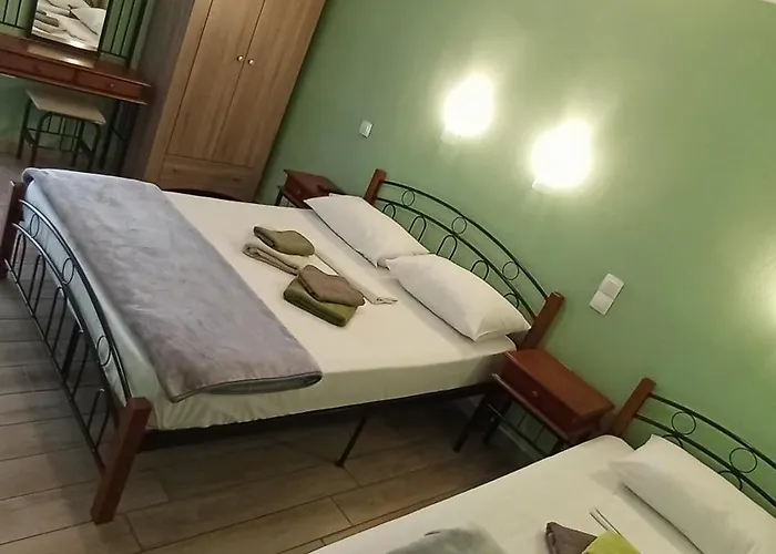 Apartman House Eugenia Szárti