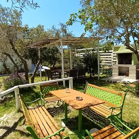 Apartamento House Eugenia Sarti
